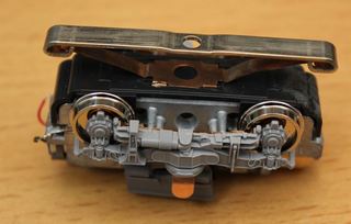 Kato_e5_dcc_004.jpg
