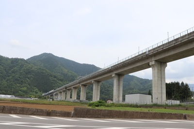 Yamanashi201805_eki1.jpg