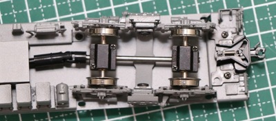 dentetsu_tobu8000_coupler2.jpg